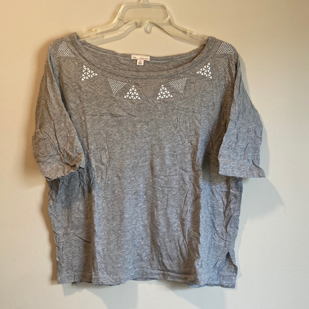 Gray Elbow Length sleeve tee
